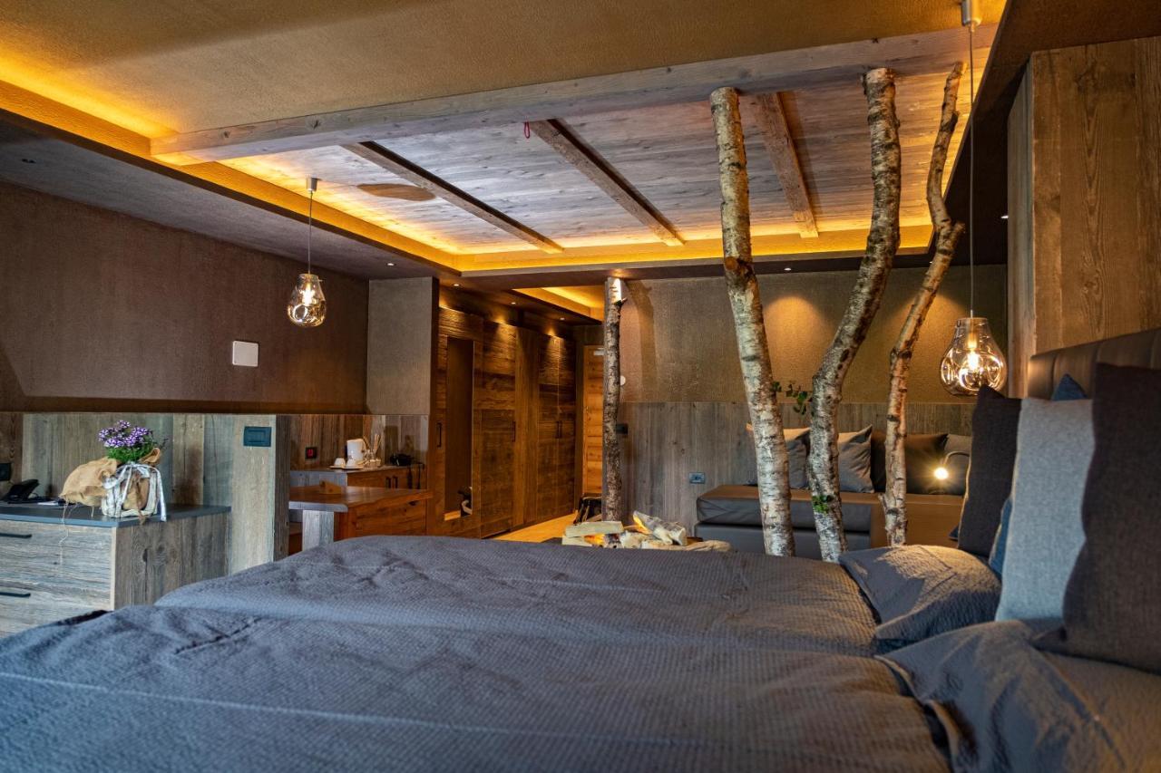 La Roccia Wellness Hotel Cavalese Kültér fotó