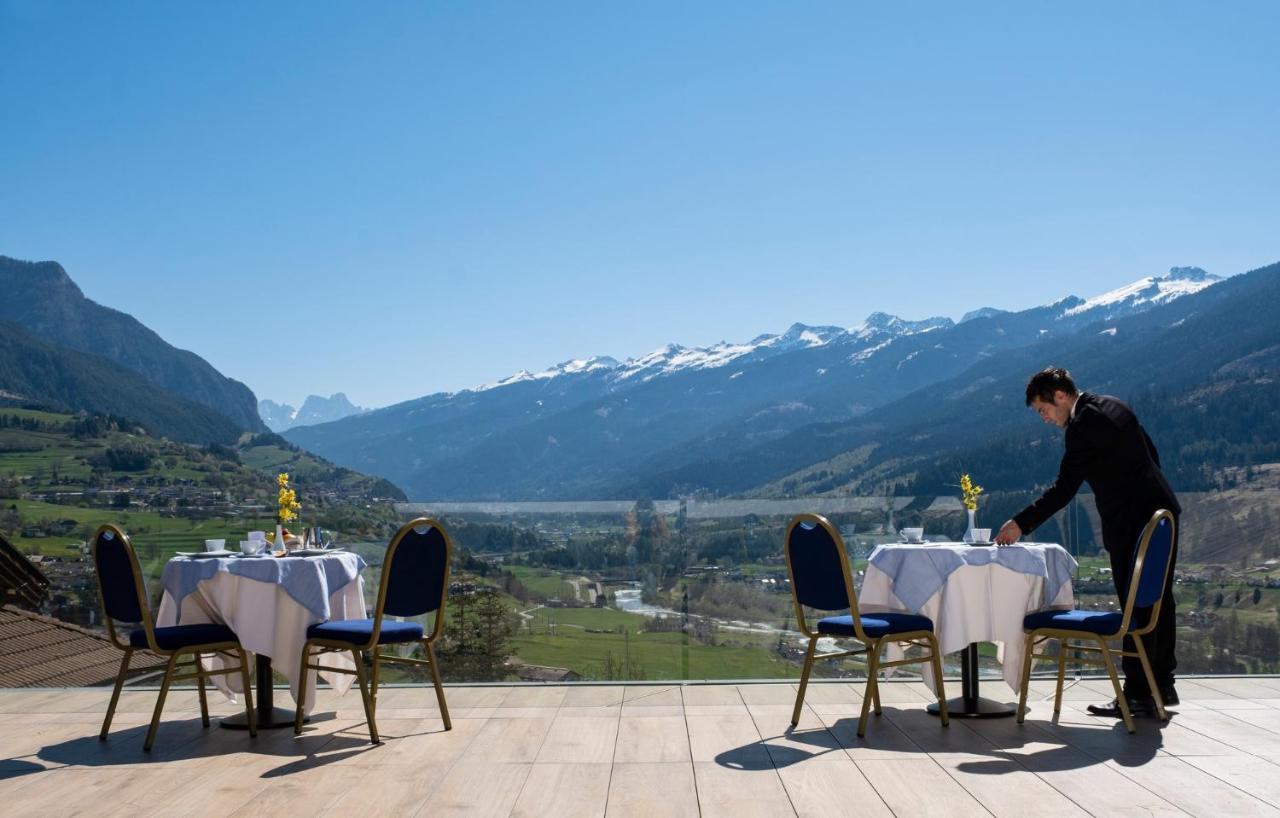 La Roccia Wellness Hotel Cavalese Kültér fotó